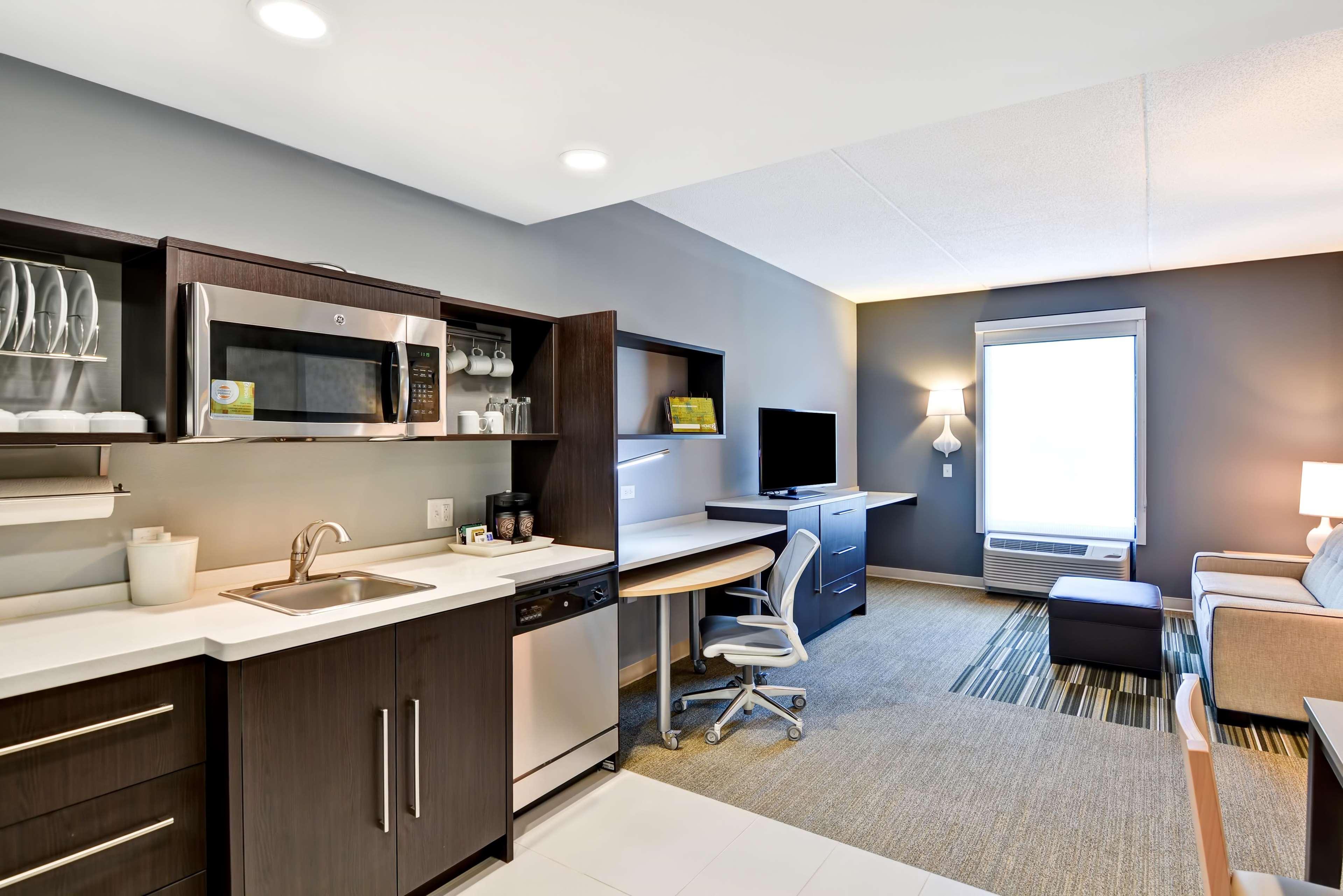 Home2 By Hilton Quantico Hotel