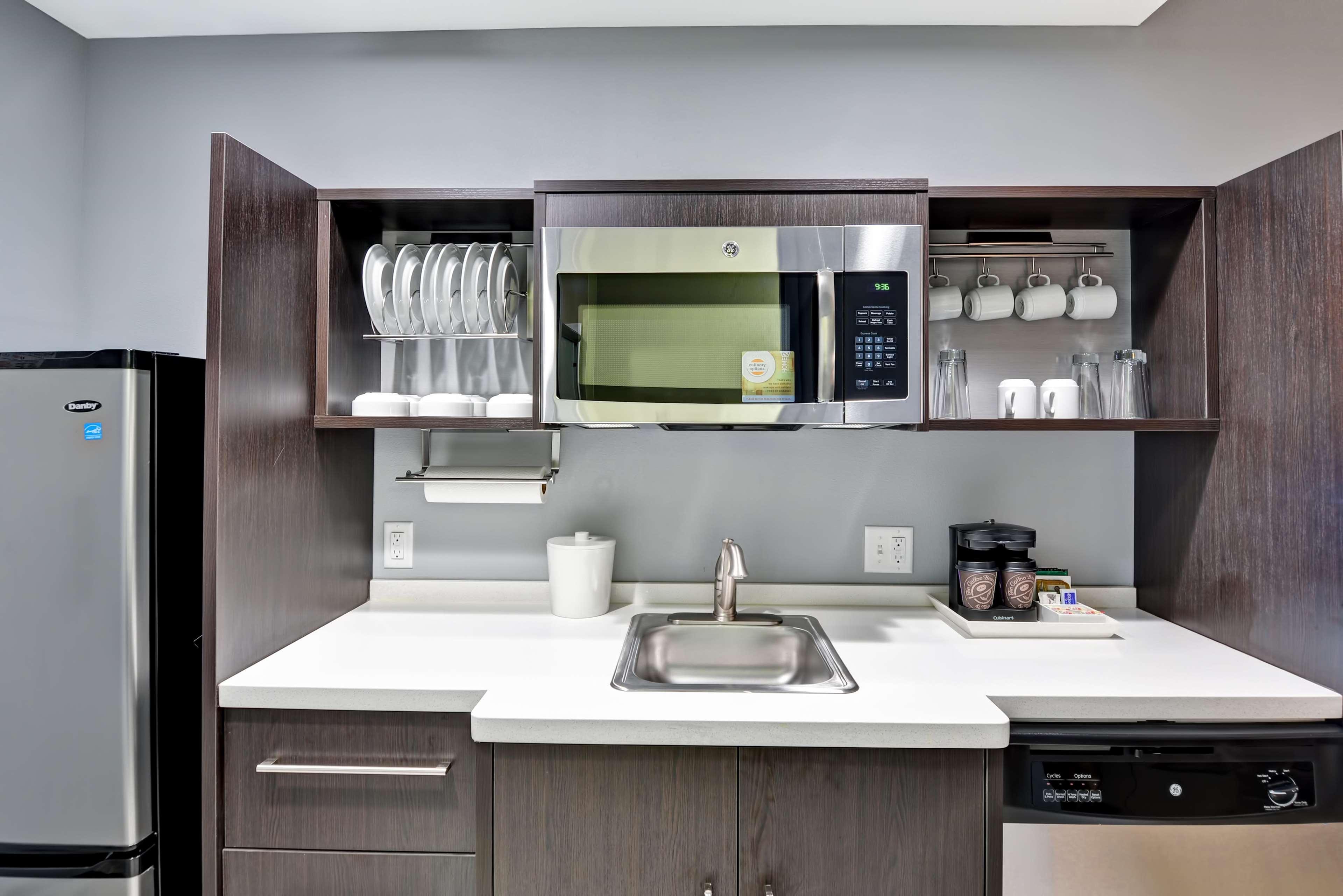 Hotel Home2 By Hilton Quantico 3*