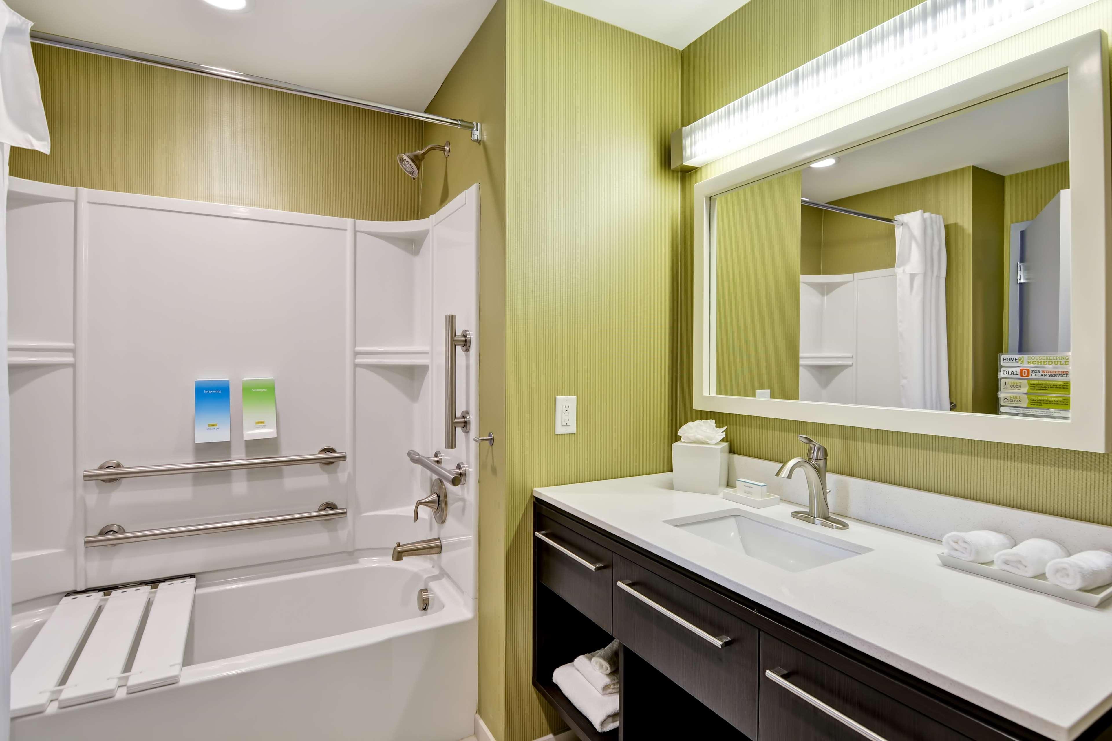 Hotel Home2 By Hilton Quantico 3*